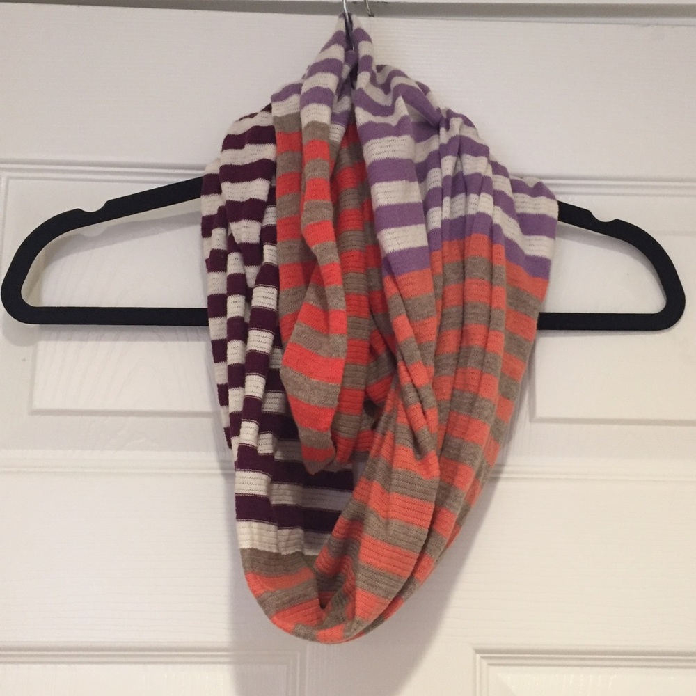 COPY - Striped infinity scarf